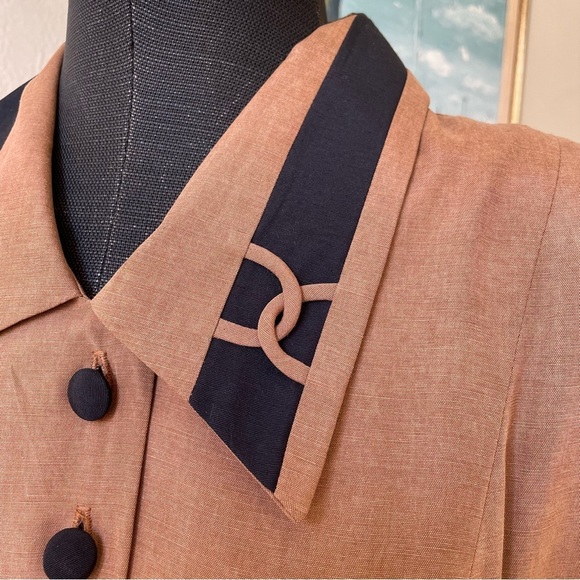 Vintage 1980s tan office midi dress in size medium - Picture 4 of 15